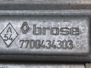 bontott RENAULT CLIO II Bal hátsó Ablakemelő Szerkezet (Mechanikus)