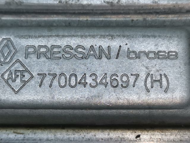 bontott RENAULT CLIO II Bal hátsó Ablakemelő Szerkezet (Mechanikus)