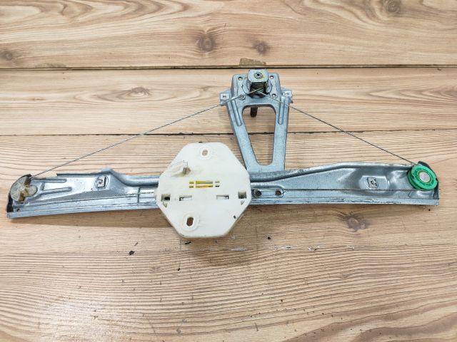 bontott RENAULT CLIO II Bal hátsó Ablakemelő Szerkezet (Mechanikus)