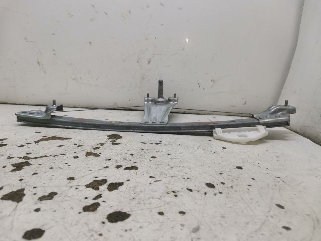 bontott RENAULT CLIO II Bal hátsó Ablakemelő Szerkezet (Mechanikus)