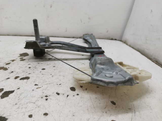 bontott RENAULT CLIO II Bal hátsó Ablakemelő Szerkezet (Mechanikus)