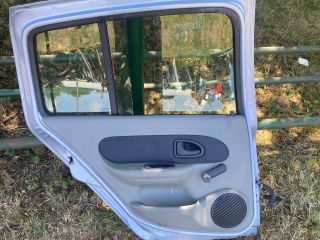 bontott RENAULT CLIO II Bal hátsó Ajtó (Részeivel)