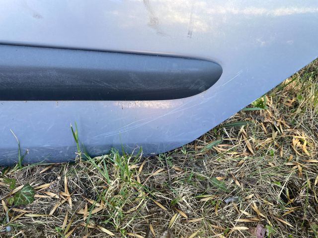 bontott RENAULT CLIO II Bal hátsó Ajtó (Részeivel)