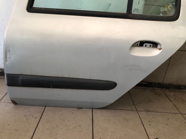 bontott RENAULT CLIO II Bal hátsó Ajtó (Üres lemez)