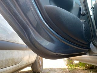 bontott RENAULT CLIO II Bal hátsó Ajtó (Üres lemez)