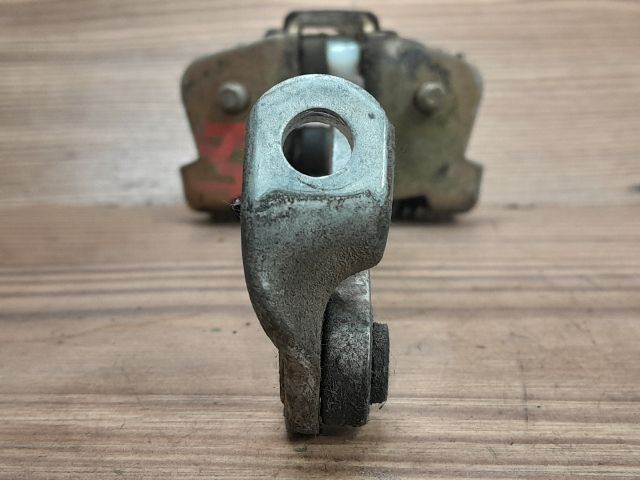 bontott RENAULT CLIO II Bal hátsó Ajtóhatároló