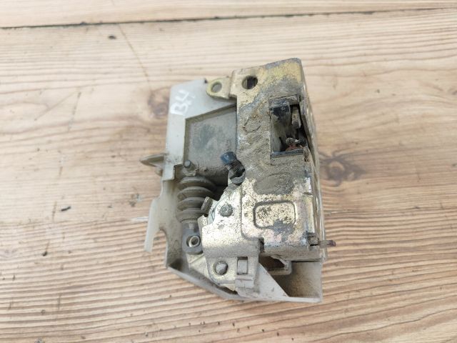 bontott RENAULT CLIO II Bal hátsó Ajtózár