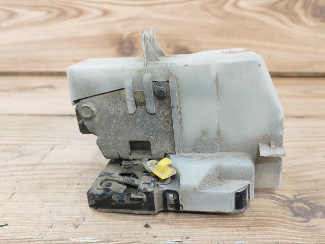 bontott RENAULT CLIO II Bal hátsó Ajtózár