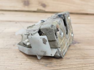 bontott RENAULT CLIO II Bal hátsó Ajtózár