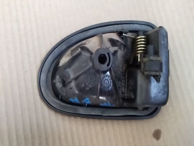 bontott RENAULT CLIO II Bal hátsó Belső Kilincs