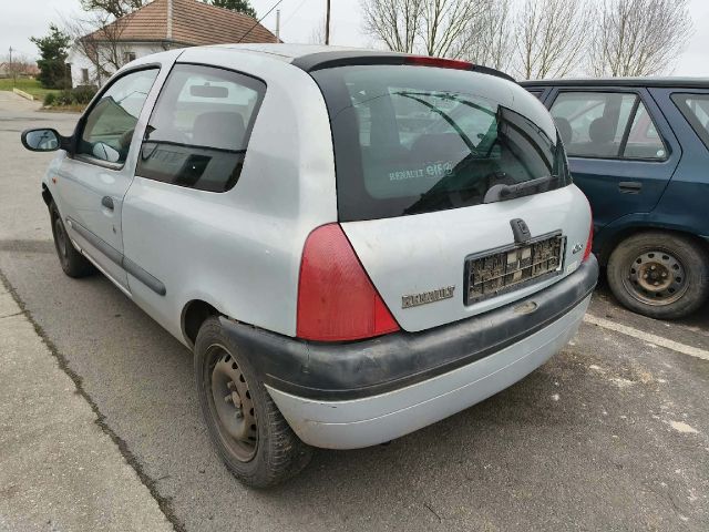 bontott RENAULT CLIO II Bal hátsó Biztonsági Öv Csat