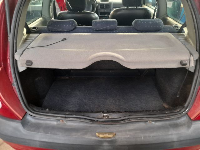 bontott RENAULT CLIO II Bal hátsó Biztonsági Öv Csat