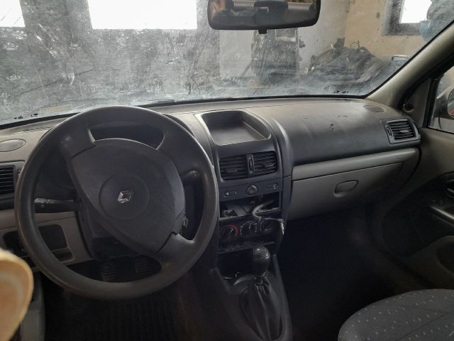 bontott RENAULT CLIO II Bal hátsó Biztonsági Öv Csat