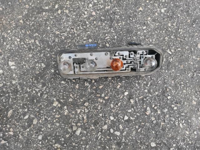bontott RENAULT CLIO II Bal Hátsó Lámpa Foglalat