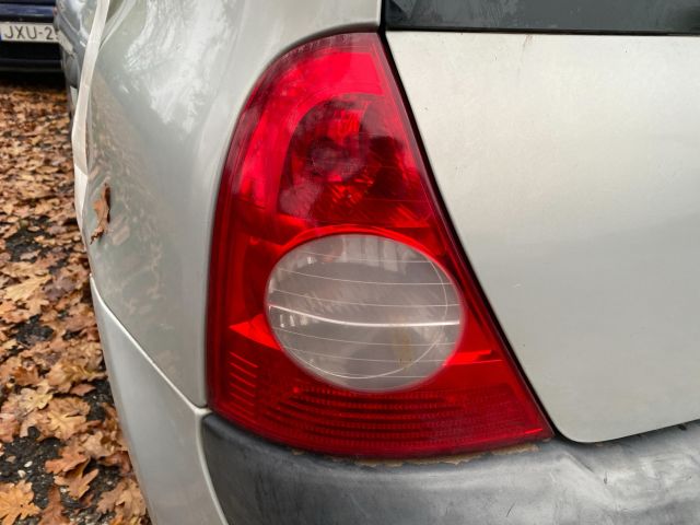 bontott RENAULT CLIO II Bal Hátsó Lámpa