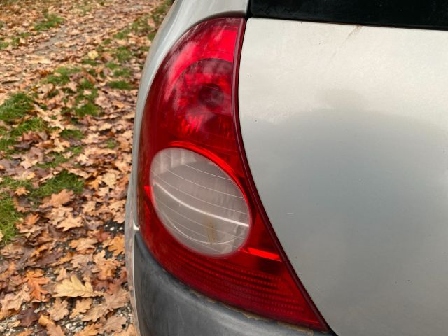 bontott RENAULT CLIO II Bal Hátsó Lámpa