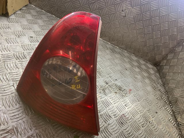 bontott RENAULT CLIO II Bal Hátsó Lámpa