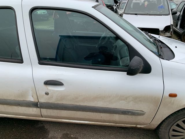 bontott RENAULT CLIO II Bal Hátsó Lámpa