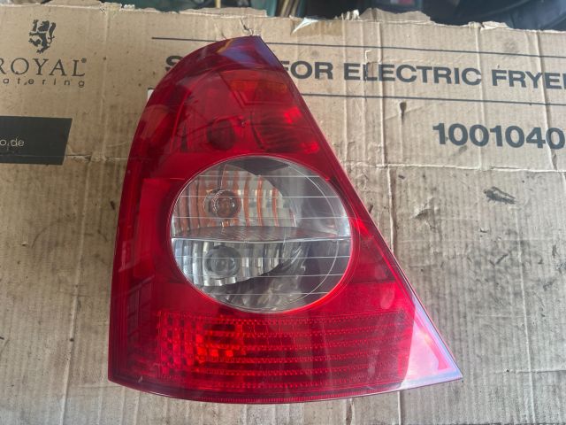 bontott RENAULT CLIO II Bal Hátsó Lámpa