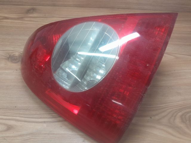 bontott RENAULT CLIO II Bal hátsó Lámpabúra