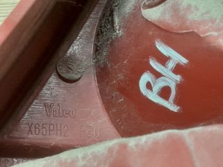 bontott RENAULT CLIO II Bal hátsó Lámpabúra