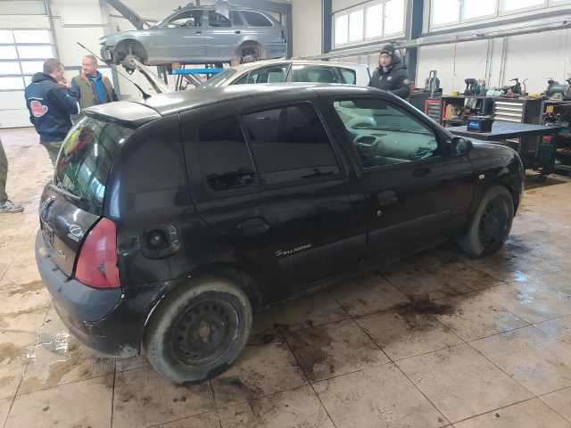 bontott RENAULT CLIO II Bal Ködfényszóró
