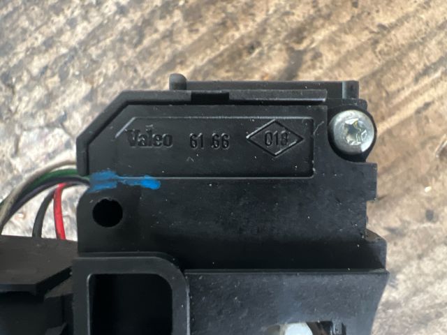 bontott RENAULT CLIO II Bal Kormánykapcsoló Irányjelző