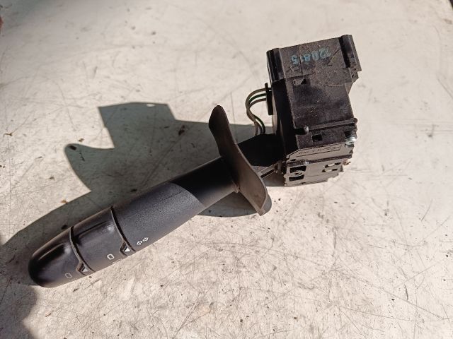 bontott RENAULT CLIO II Bal Kormánykapcsoló Irányjelző