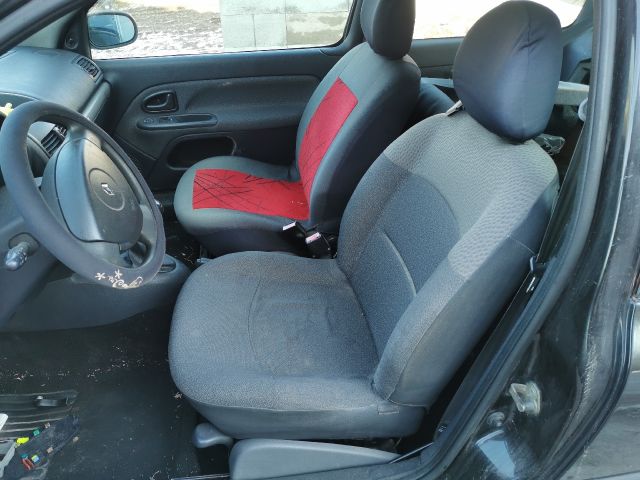 bontott RENAULT CLIO II Bal Napellenző