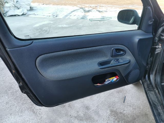 bontott RENAULT CLIO II Bal Napellenző