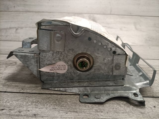 bontott RENAULT CLIO II Bal Térdlégzsák