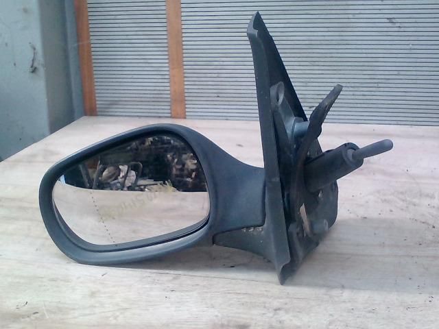 bontott RENAULT CLIO II Bal Visszapillantó Tükör (Mechanikus)
