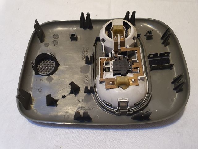 bontott RENAULT CLIO II Beltér Világítás Első