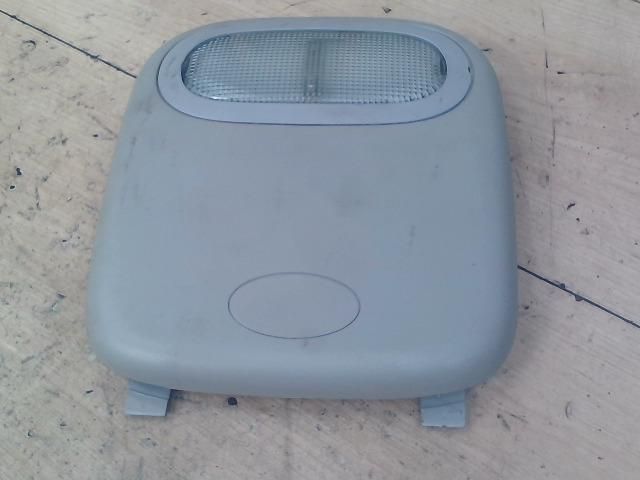 bontott RENAULT CLIO II Beltér Világítás Első