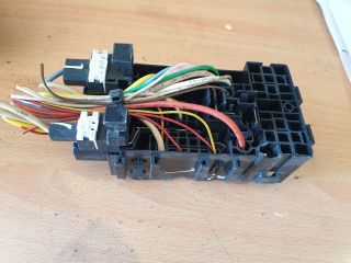 bontott RENAULT CLIO II Biztosítéktábla Motortér