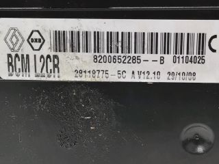 bontott RENAULT CLIO II Biztosítéktábla Utastér