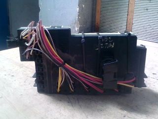 bontott RENAULT CLIO II Biztosítéktábla Utastér