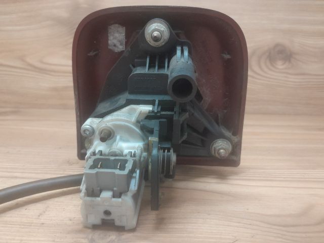 bontott RENAULT CLIO II Csomagtér Nyitó Kar / Gomb