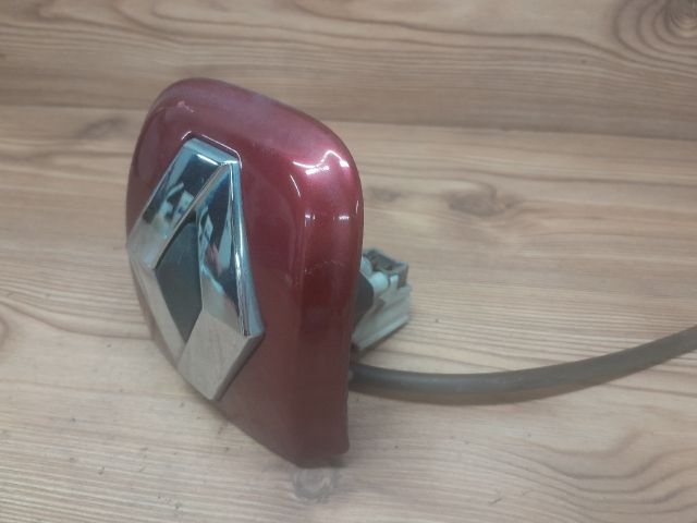 bontott RENAULT CLIO II Csomagtér Nyitó Kar / Gomb