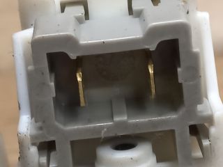 bontott RENAULT CLIO II Csomagtér Nyitó Kar / Gomb