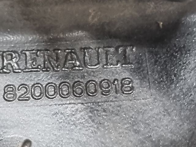 bontott RENAULT CLIO II Csomagtérajtó Kilincs