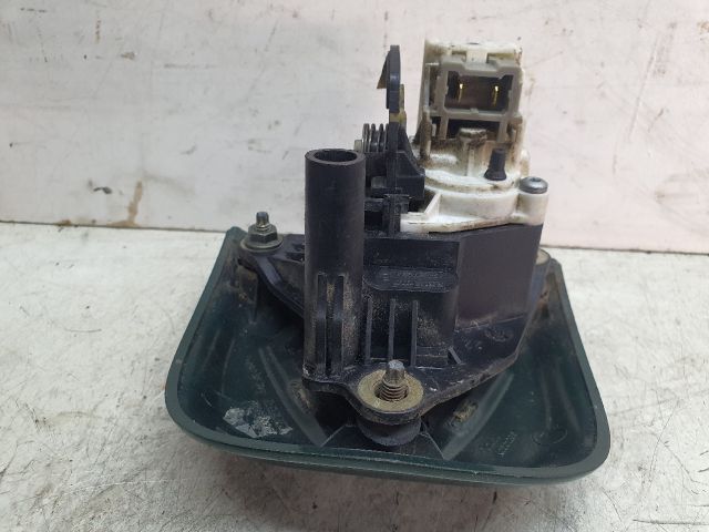 bontott RENAULT CLIO II Csomagtérajtó Kilincs