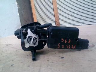 bontott RENAULT CLIO II Csomagtérajtó Kilincs