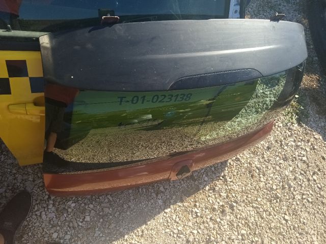 bontott RENAULT CLIO II Csomagtérajtó (Részeivel)