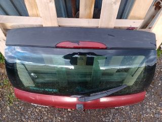 bontott RENAULT CLIO II Csomagtérajtó (Részeivel)