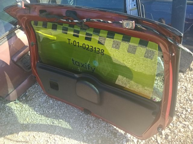 bontott RENAULT CLIO II Csomagtérajtó (Részeivel)