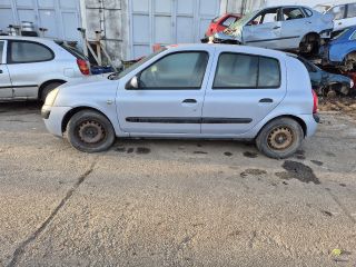 bontott RENAULT CLIO II Csomagtérajtó (Részeivel)