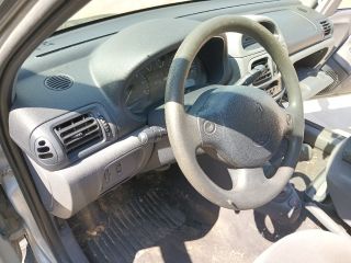 bontott RENAULT CLIO II Csomagtérajtó (Üres lemez)