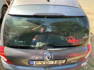 bontott RENAULT CLIO II Csomagtérajtó (Üres lemez)