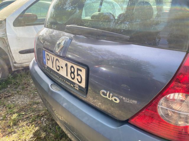 bontott RENAULT CLIO II Csomagtérajtó (Üres lemez)